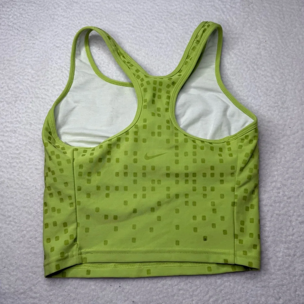Nike‎ Womens M Green Dri-Fit Wireless Unpadded Sports Tank Top Activewear NWT